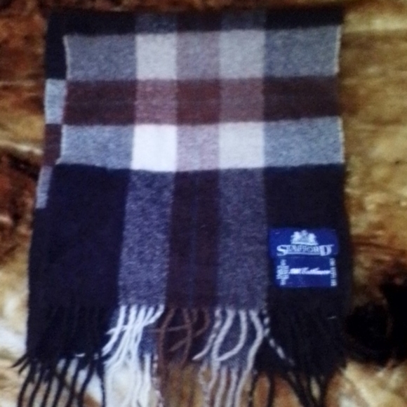 Stafford Other - Stafford Cashmere Scarf